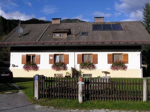 Facade/entrance, Garden