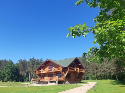 Poilsio ir sveikatinimo sodyba Pušų Šlamesy Apartment in Vilnius County, Lithuania