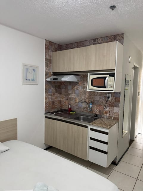 Kitchen or kitchenette, oven