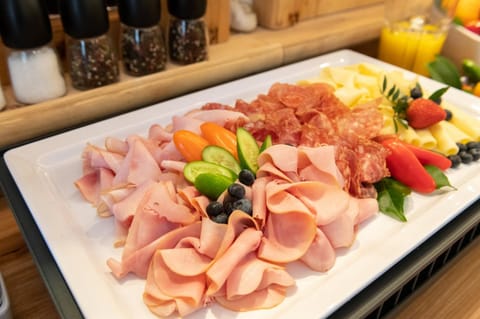 Breakfast, Buffet breakfast