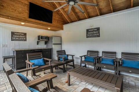 Island Time - Weekly Beach Rental home House in Clearwater Beach