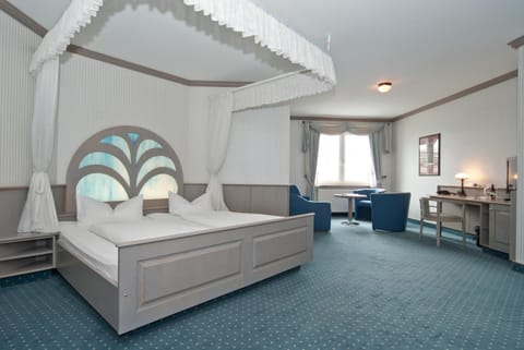 Hotel DREI SCHWANEN - Ristorante Due Fratelli Hotel in Erzgebirgskreis