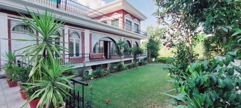 Mulberry Guest House Islamabad Bed and Breakfast in Islamabad