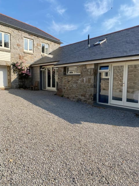 Cornish Billys Barn House in England