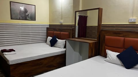 Hotel Raj Hotel in West Bengal