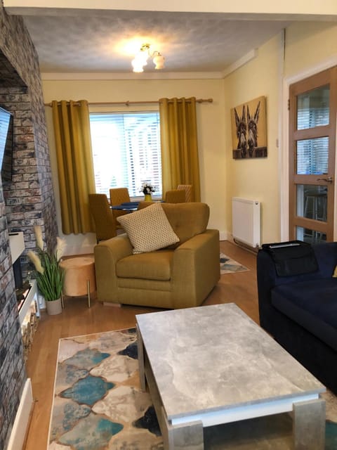 Daisy Cottage House in Belfast