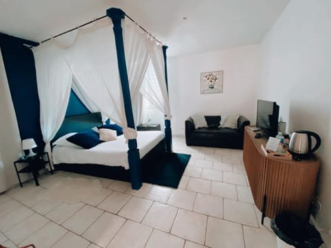 Nuit En Brenne Bed and Breakfast in Centre-Val de Loire