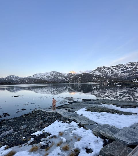 Modern Rorbu Ryten 1 House in Lofoten