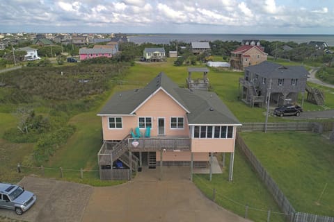 Vincent VanGo to the Beach #13-H House in Hatteras Island