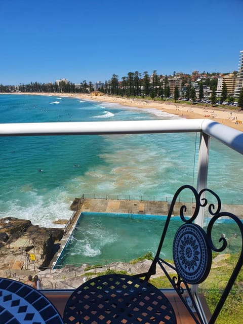 Manly Waterfront Beach Stay Condo in Manly