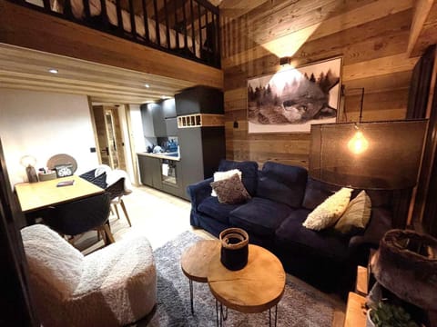 Duplex 4 pièces avec garage et balcon, centre village de La Clusaz, proche commodités et pistes ski - FR-1-459-174 Apartment in La Clusaz