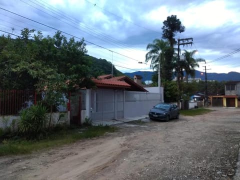 Casa Ubatuba Perequê Açu House in Ubatuba