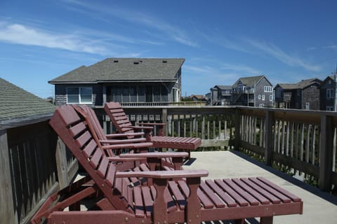 Twin Tides #14-AC House in Avon