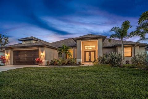 Palazzo Palms House in Cape Coral
