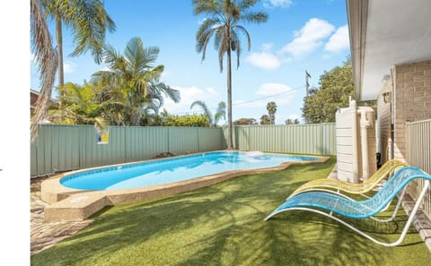 Hunter Home with POOL / CINEMA ROOM / PING PONG Casa in Cessnock