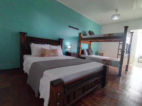 Lajuela BnB & Hostel Bed and Breakfast in Alajuela