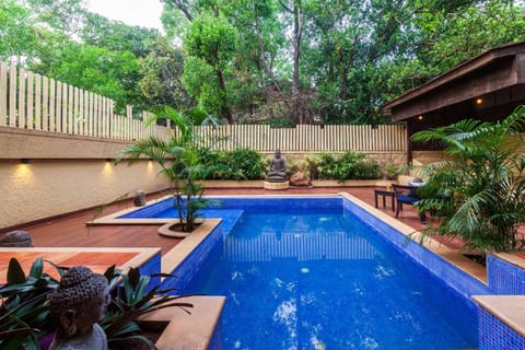 StayVista's The Happy Hive - Cozy rooms and a pool for a delightful stay Villa in Lonavla