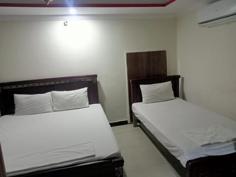 De-Metro Guest House Bed and Breakfast in Islamabad