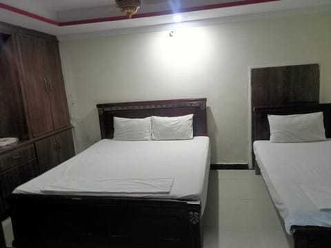 De-Metro Guest House Bed and Breakfast in Islamabad