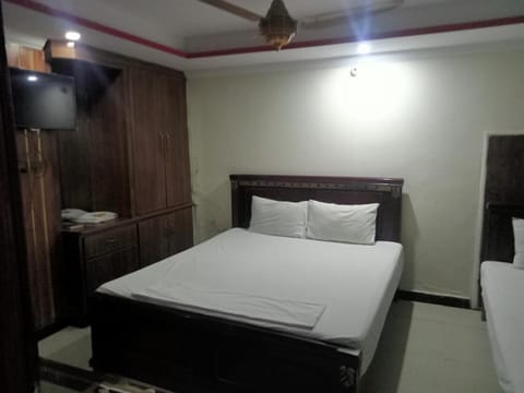 De-Metro Guest House Bed and Breakfast in Islamabad