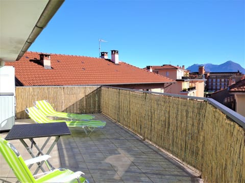 Day, View (from property/room), Balcony/Terrace, Mountain view