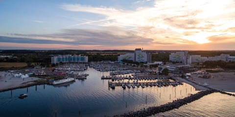 Property building, Facade/entrance, Bird's eye view, Beach, Sunset