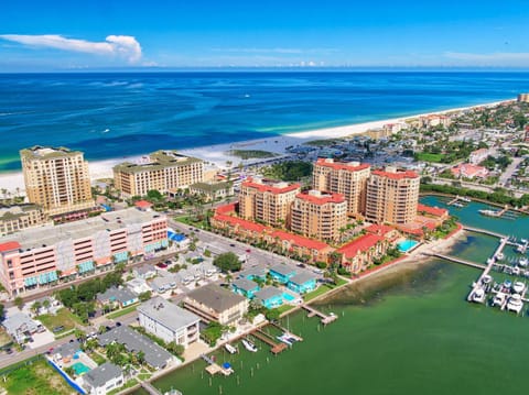 Cute One Bedroom at The Coral Resort apts Condo in Clearwater Beach