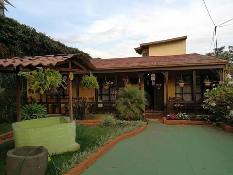 Casa Irazu Urlaubsunterkunft in San José Province