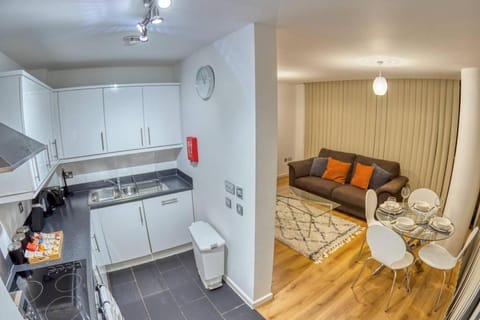 Luxury Two Bed City Apartment -The Hub Apartment in Milton Keynes