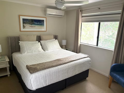 Tropical Retreat in 2 Bedroom Townhouse Apartment in Noosaville