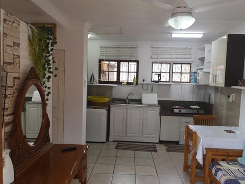 Seaside Sunny Stay Bed and Breakfast in Umhlanga