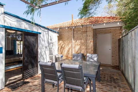 Family Bungalow Chalet in Busselton