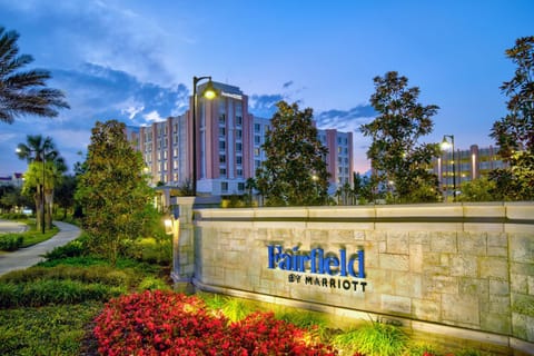 Fairfield by Marriott Inn & Suites Orlando at FLAMINGO CROSSINGS® Town Center Hotel in Four Corners