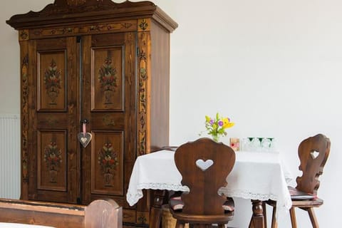 Gästehaus Sattlerhof Bed and Breakfast in Grassau