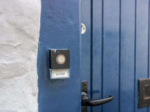 Blue Door - Kirkcudbright House in Kirkcudbright