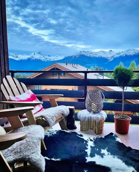 Patio, Natural landscape, View (from property/room), Balcony/Terrace, Mountain view