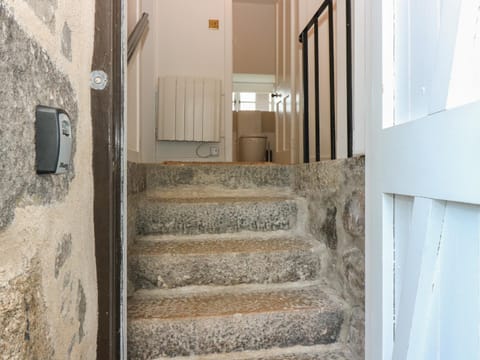 Courtyard Cottage - Drum Castle House in Scotland