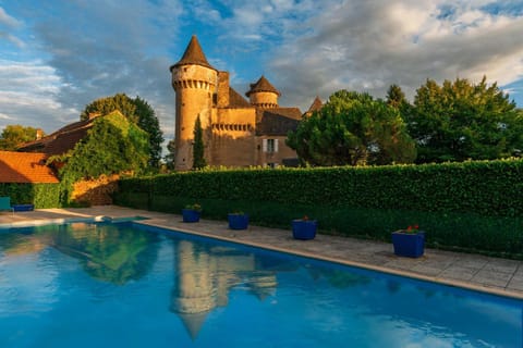 Property building, Summer, Solarium, Balcony/Terrace, Garden view, Swimming pool