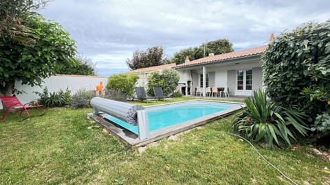 Garden, Garden view, Pool view, Swimming pool