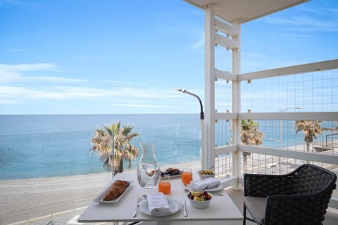 View (from property/room), Balcony/Terrace, Food and drinks, Beach, Sea view, Breakfast