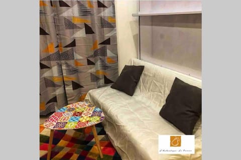 L'Authentique - Le Poirier Apartment in Orléans