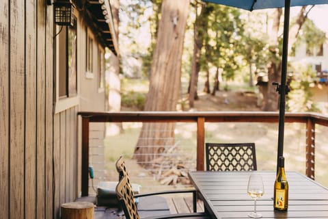 Family Cabin in Blue Lake Springs, Near Town! Cabin in Arnold