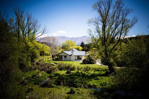 Property building, Natural landscape, Mountain view