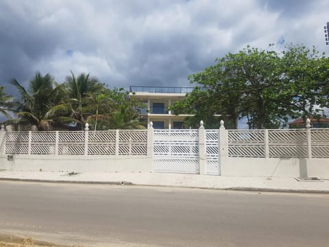AbeQuar apartamentos beira-mar para temporada Copropriété in Itanhaém