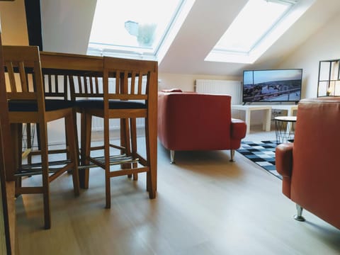 Living room, Seating area, Dining area