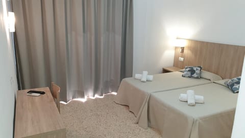 Hostal Mayol Bed and Breakfast in Santa Eularia des Riu