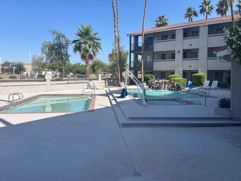 Pool view, Swimming pool