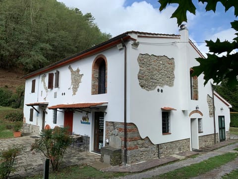 Podere Campofossato Farm Stay in Pistoia