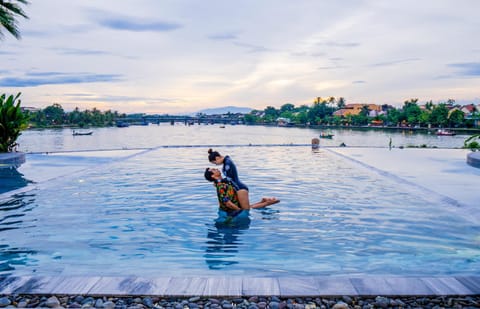 Day, People, Natural landscape, Lake view, Pool view, River view, Swimming pool, Swimming pool, Swimming pool, group of guests