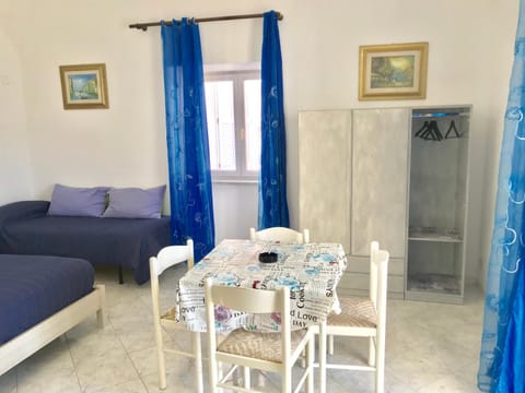 Ponza Holiday Homes - Giancos Apartment in Ponza